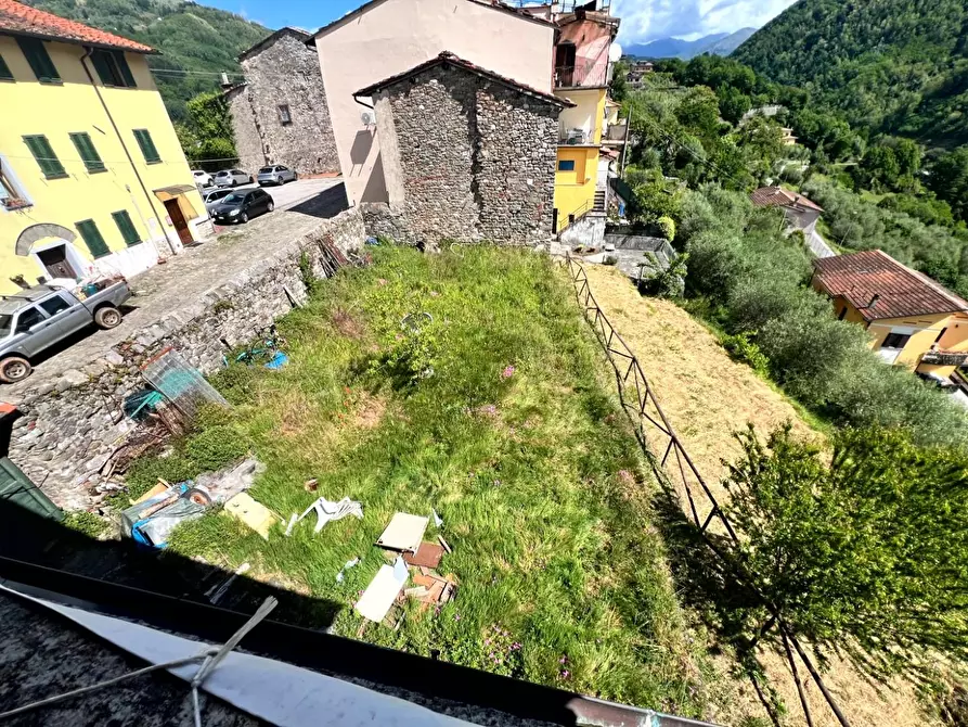 Immagine 27 di Terratetto in vendita  a Borgo A Mozzano