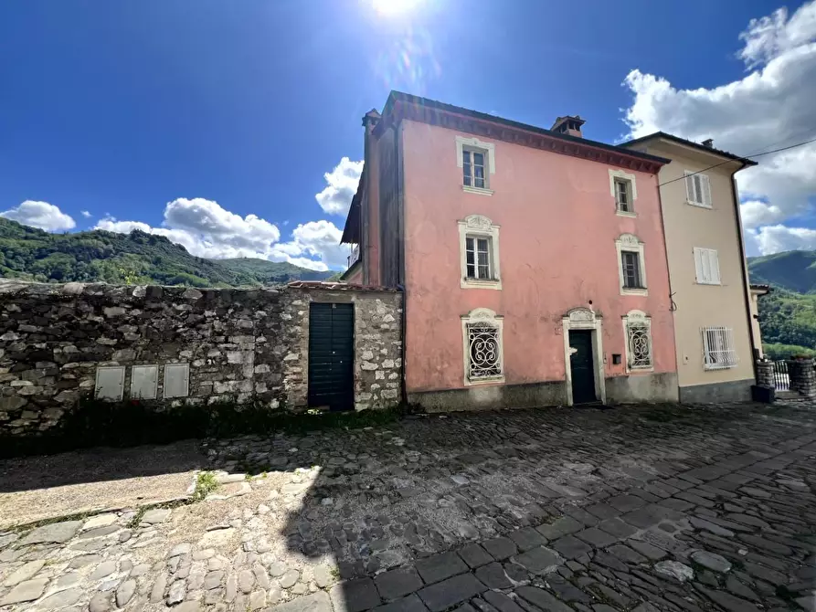 Immagine 4 di Terratetto in vendita  a Borgo A Mozzano