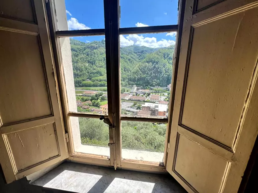 Immagine 41 di Terratetto in vendita  a Borgo A Mozzano