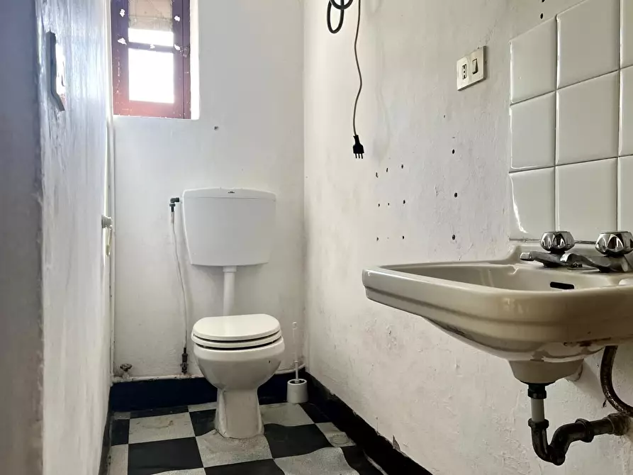 Immagine 19 di Terratetto in vendita  a Borgo A Mozzano
