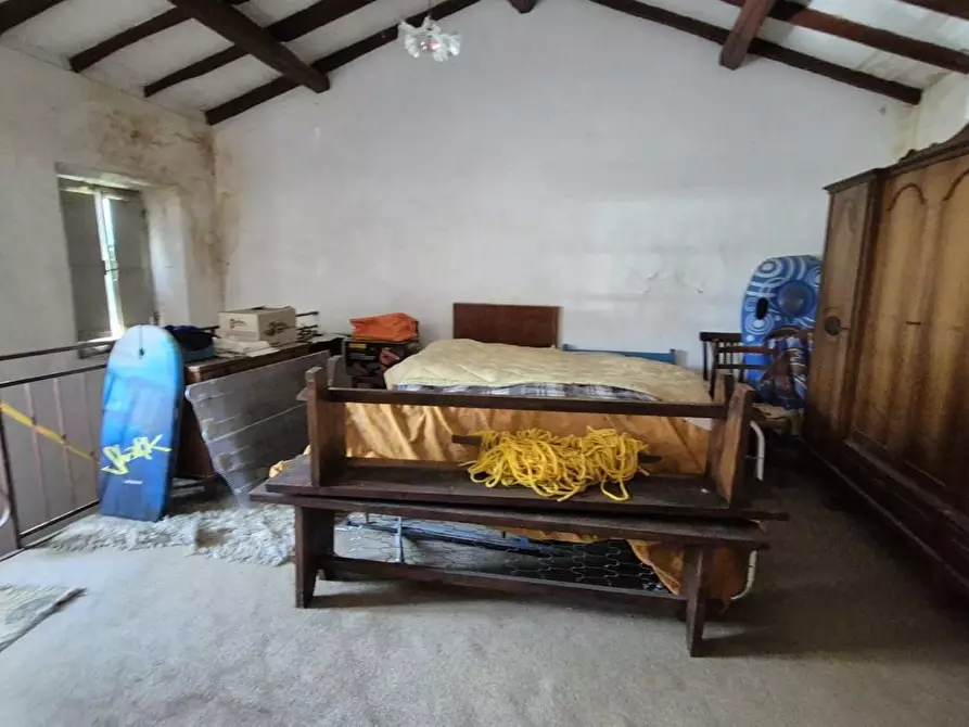 Immagine 31 di Rustico / casale in vendita  a Camaiore
