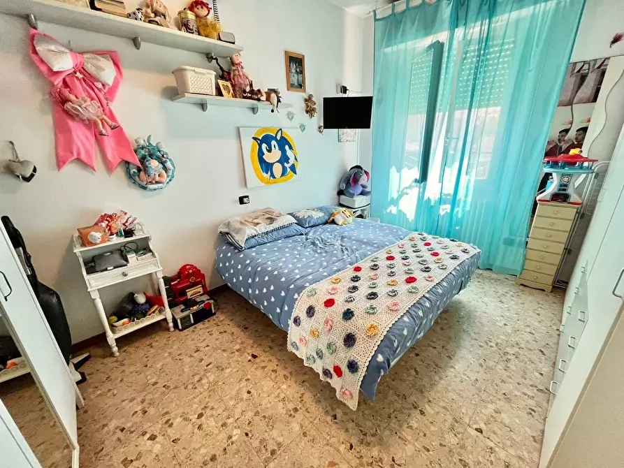 Immagine 14 di Appartamento in vendita  a Massa