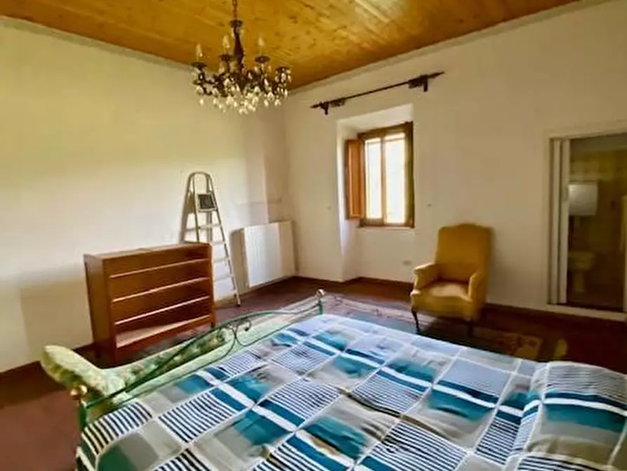 Immagine 24 di Appartamento in vendita  a Massa E Cozzile