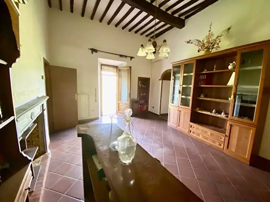 Immagine 26 di Appartamento in vendita  a Massa E Cozzile