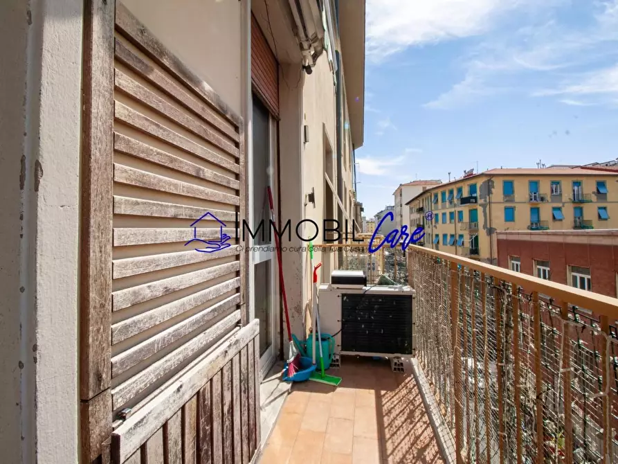 Immagine 9 di Appartamento in vendita  a Livorno