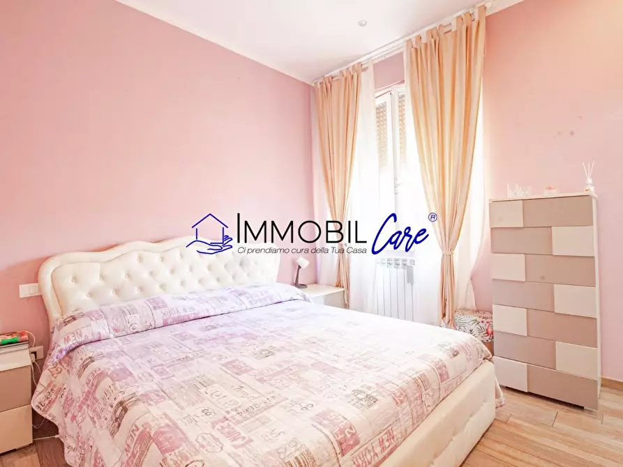 Immagine 18 di Appartamento in vendita  a Livorno