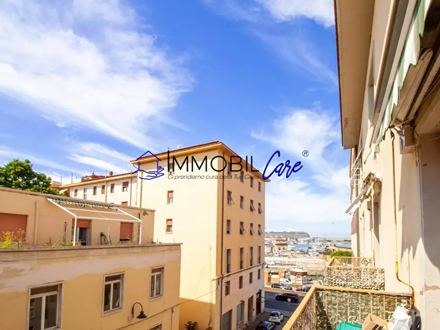 Immagine 8 di Appartamento in vendita  a Livorno