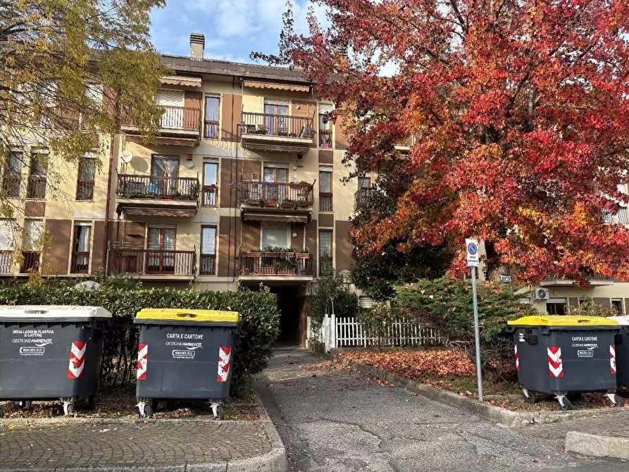 Immagine 1 di Garage in vendita  a Novi Ligure