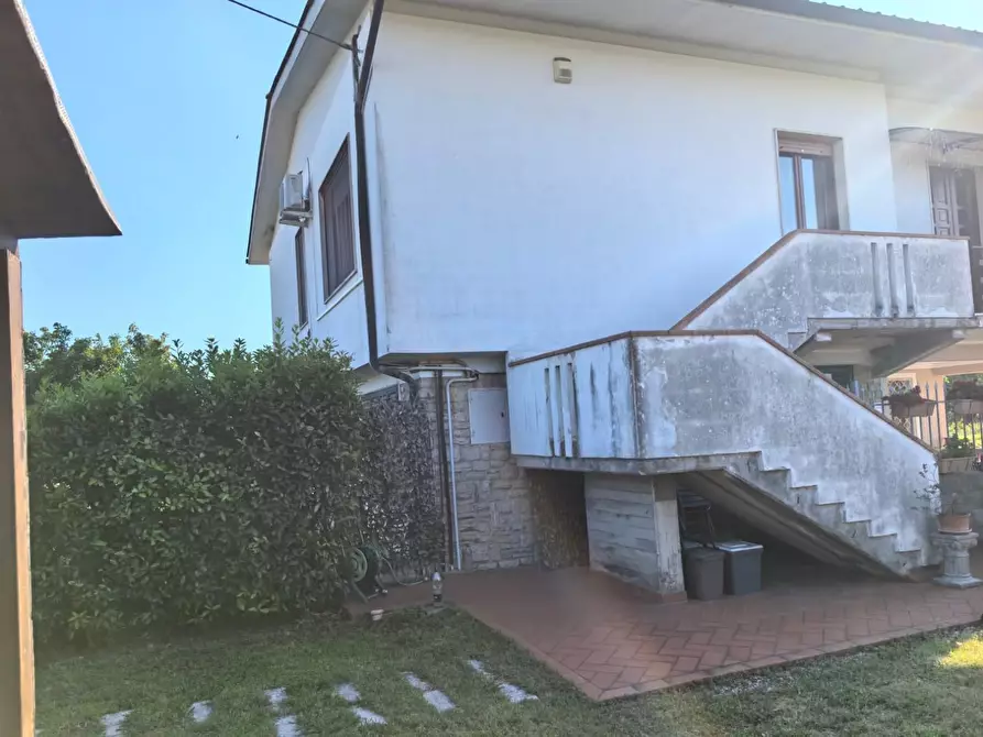 Immagine 57 di Casa bifamiliare in vendita  a Santa Maria A Monte