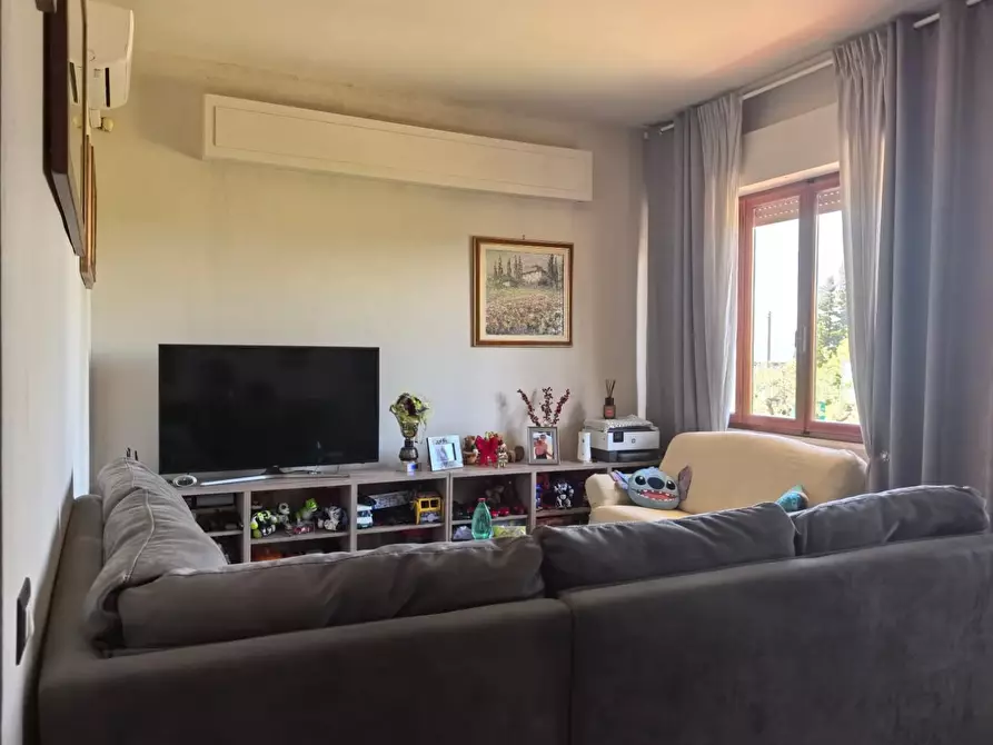 Immagine 6 di Casa bifamiliare in vendita  a Santa Maria A Monte