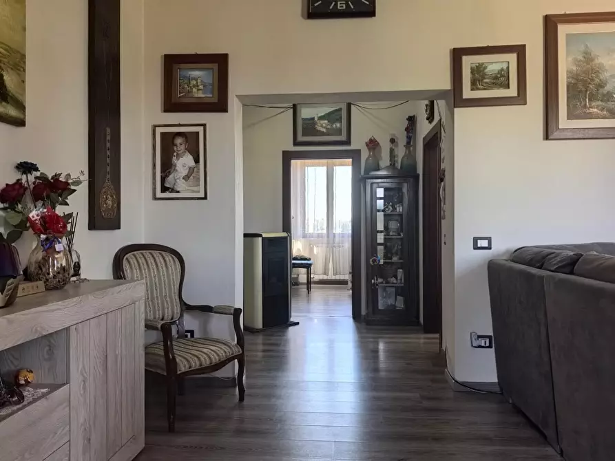 Immagine 7 di Casa bifamiliare in vendita  a Santa Maria A Monte
