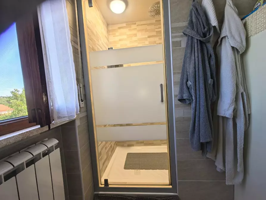 Immagine 38 di Casa bifamiliare in vendita  a Santa Maria A Monte