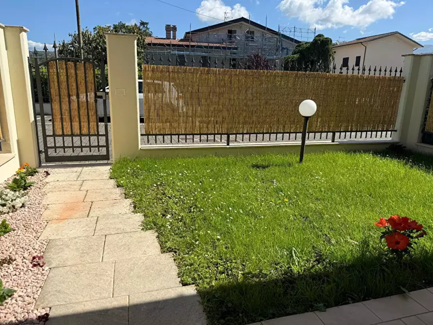 Immagine 1 di Casa semindipendente in affitto  a Fosdinovo