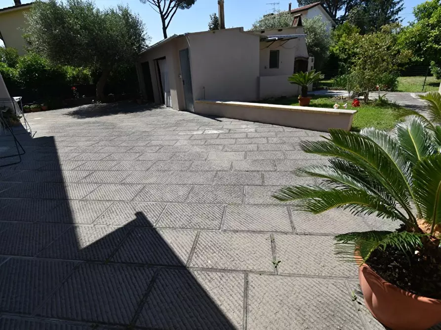 Immagine 48 di Terratetto in vendita  a San Giuliano Terme