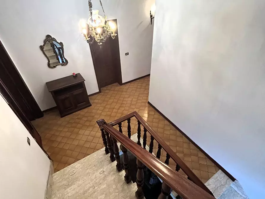 Immagine 9 di Villa in vendita  a Vinci