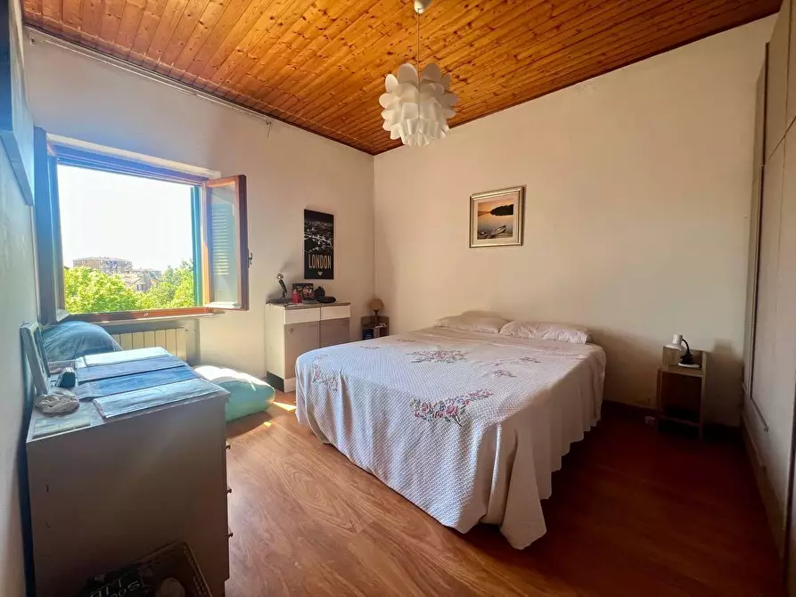 Immagine 9 di Appartamento in vendita  a Pontedera