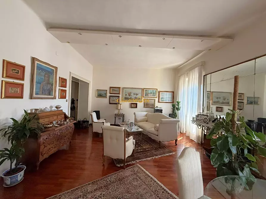 Immagine 4 di Appartamento in vendita  a Livorno