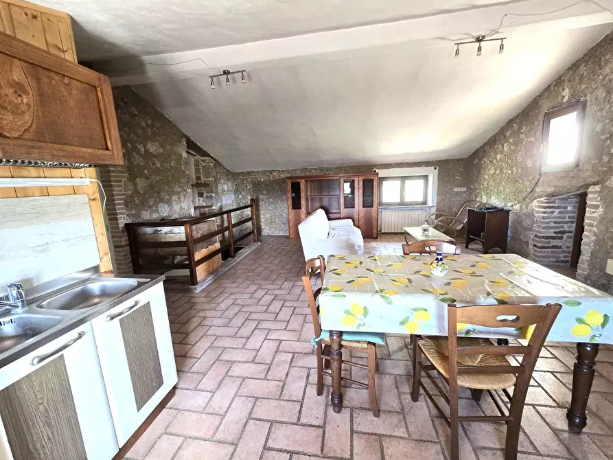 Immagine 2 di Appartamento in affitto  a Monteriggioni