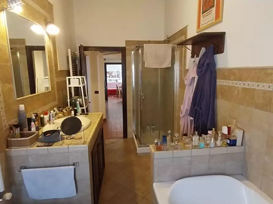 Immagine 25 di Rustico / casale in vendita  a Calci