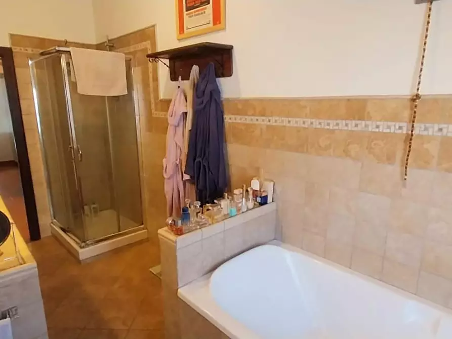 Immagine 27 di Rustico / casale in vendita  a Calci