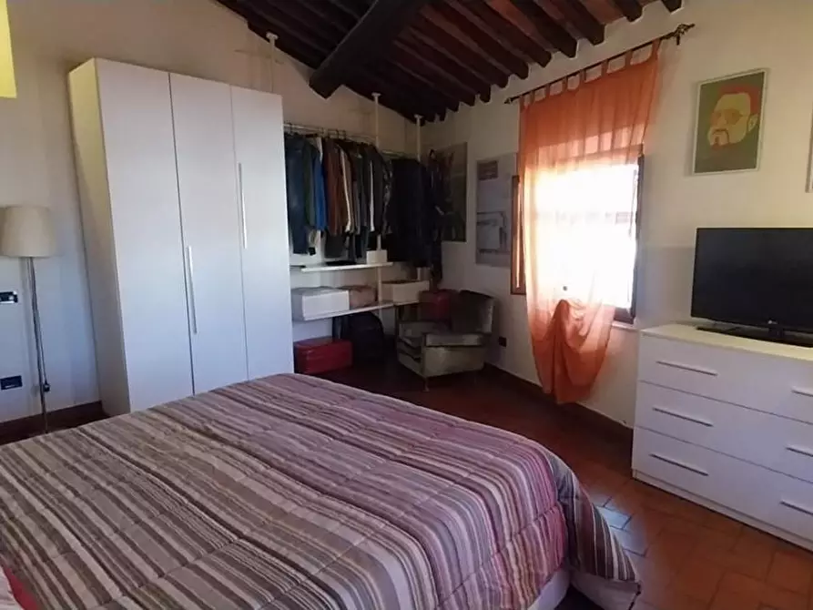 Immagine 31 di Rustico / casale in vendita  a Calci