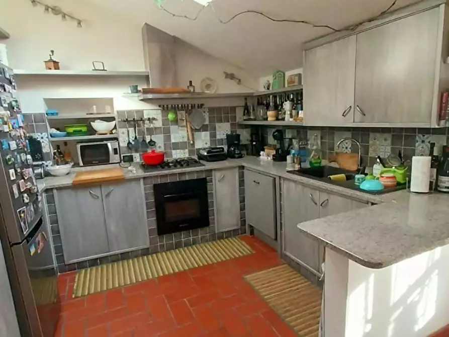 Immagine 3 di Rustico / casale in vendita  a Calci