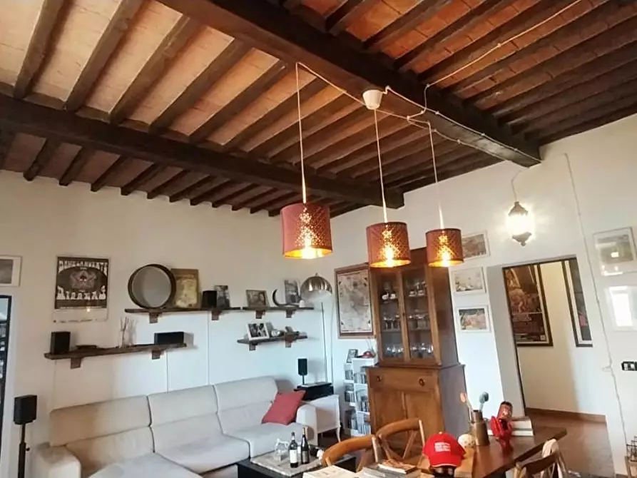 Immagine 11 di Rustico / casale in vendita  a Calci