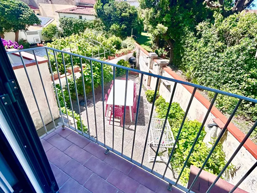 Immagine 12 di Terratetto in vendita  a Pisa