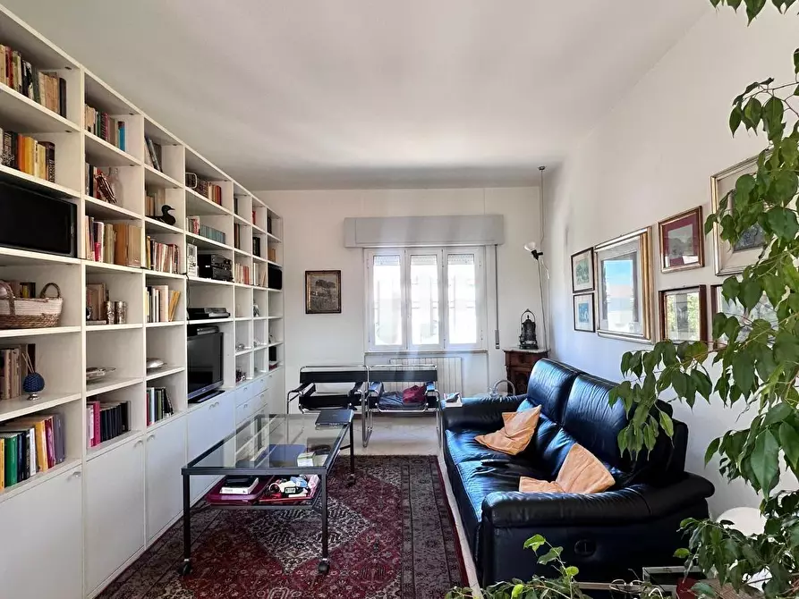 Immagine 3 di Appartamento in vendita  a Pisa