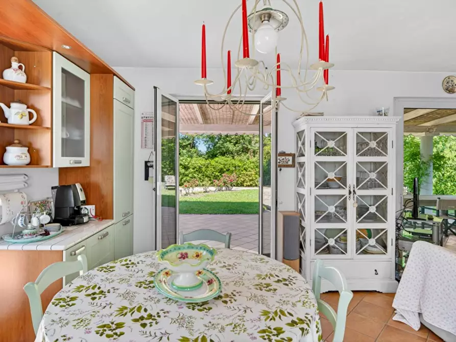 Immagine 24 di Casa indipendente in vendita  a Massa