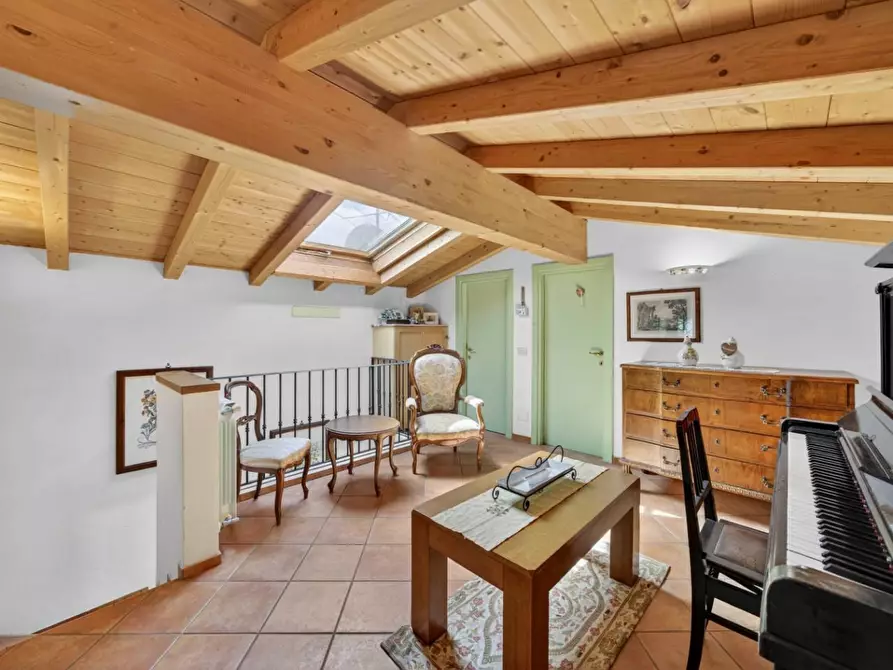Immagine 47 di Casa indipendente in vendita  a Massa