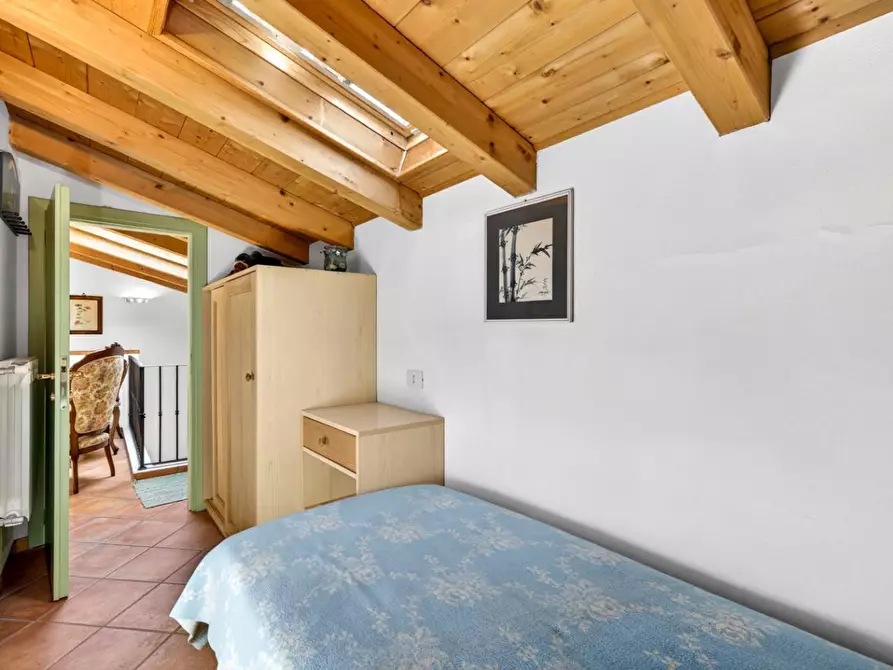 Immagine 48 di Casa indipendente in vendita  a Massa