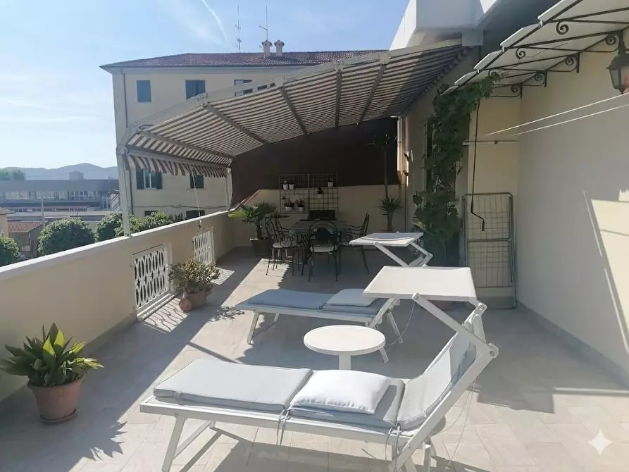 Immagine 18 di Mansarda in vendita  a Carrara