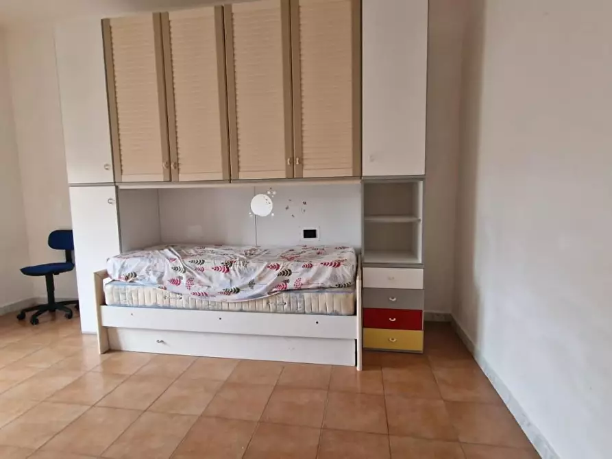 Immagine 11 di Appartamento in vendita  a Carrara