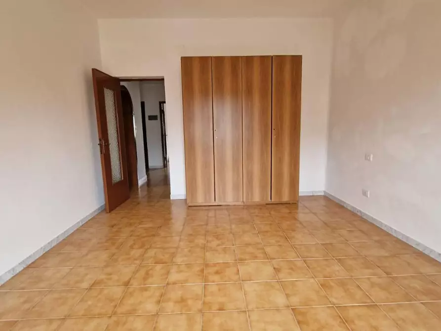 Immagine 15 di Appartamento in vendita  a Carrara