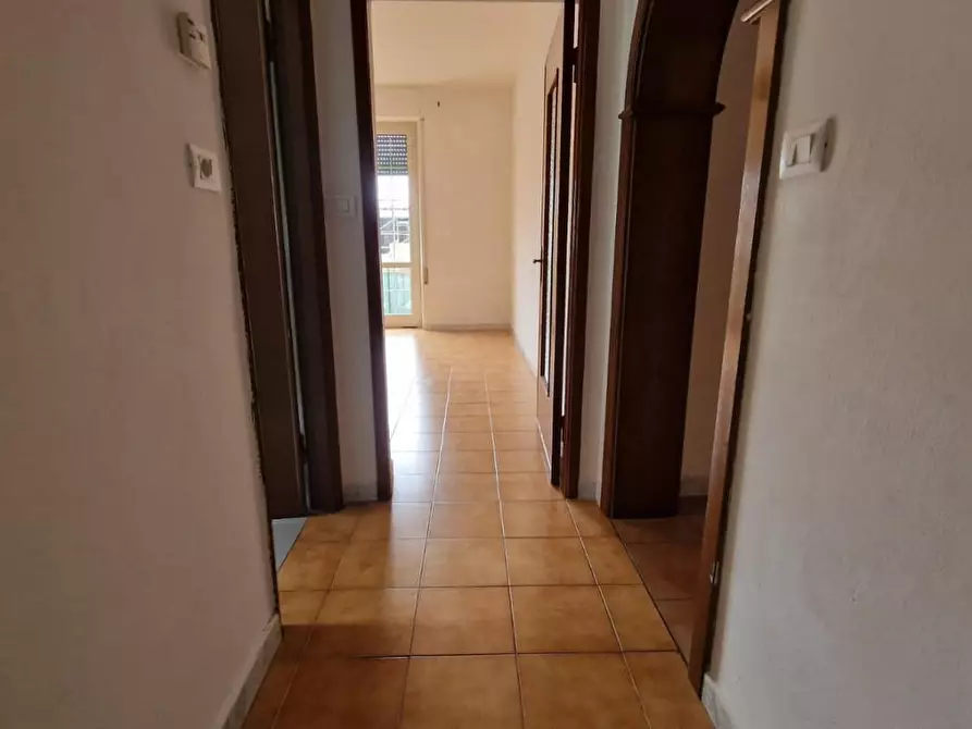 Immagine 25 di Appartamento in vendita  a Carrara
