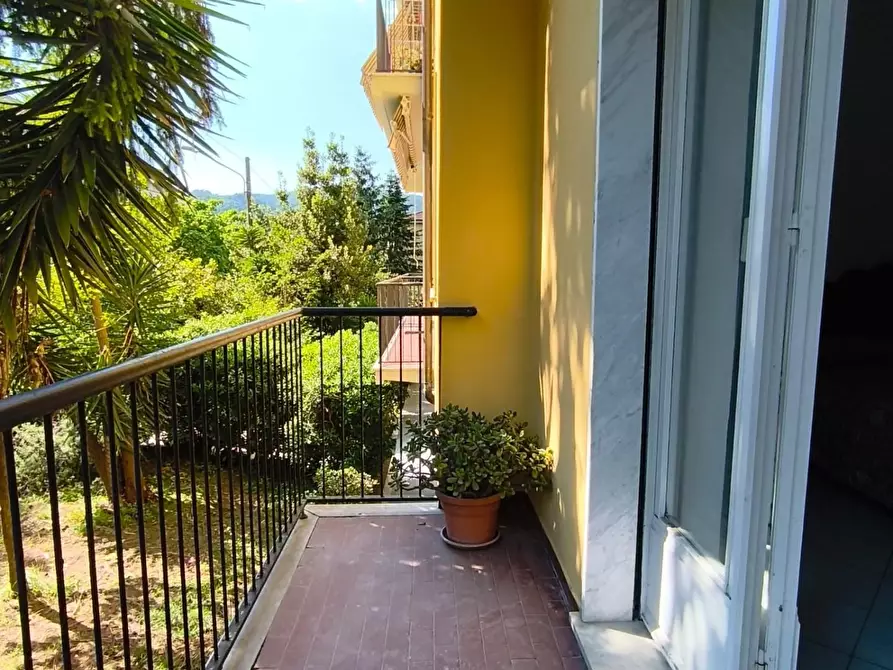 Immagine 15 di Appartamento in vendita  a Carrara