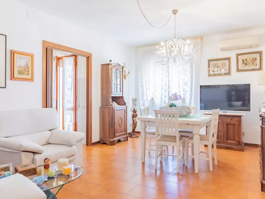 Immagine 1 di Appartamento in vendita  a Calcinaia