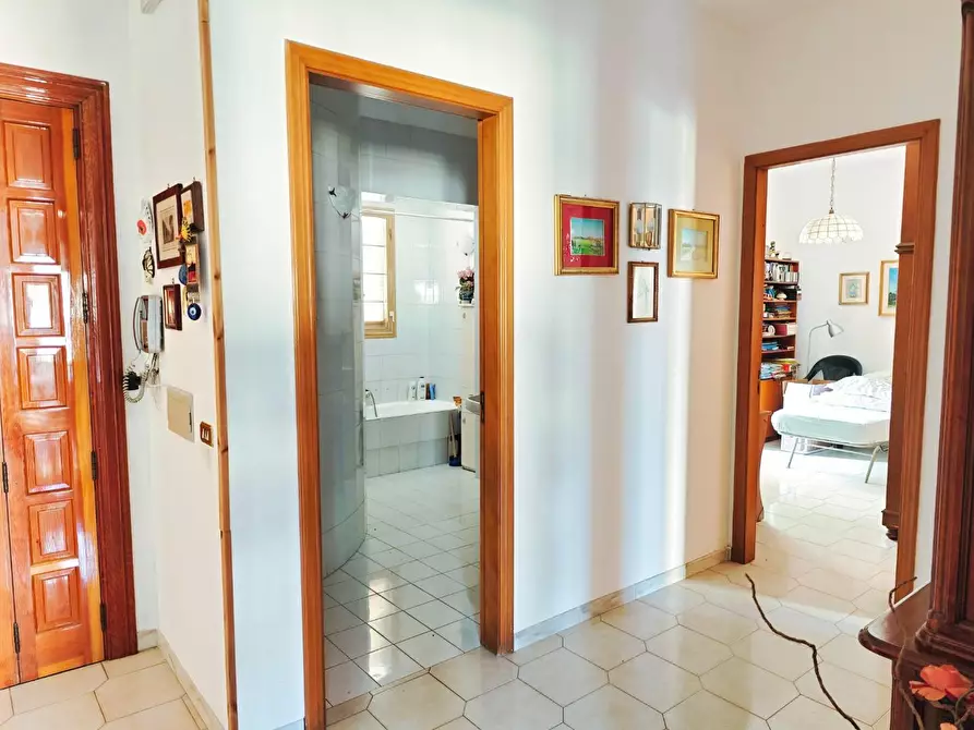 Immagine 6 di Casa indipendente in vendita  a Lecce