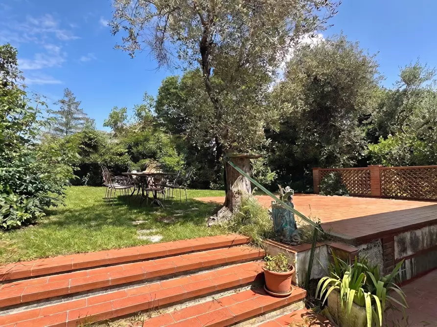 Immagine 34 di Villa in vendita  a Casciana Terme Lari