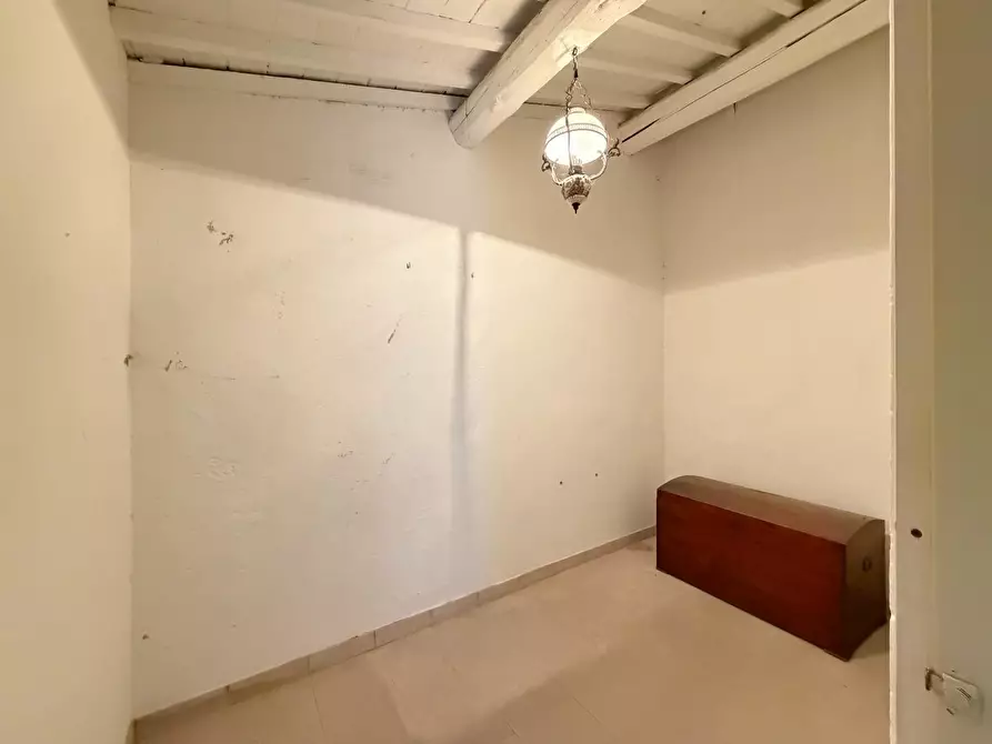 Immagine 19 di Appartamento in vendita  a Chianni