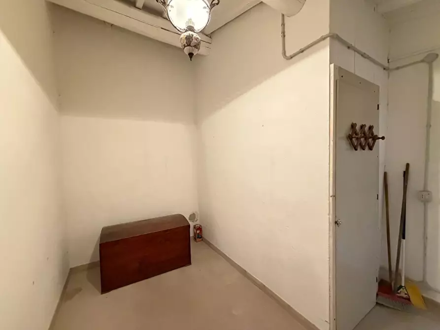 Immagine 18 di Appartamento in vendita  a Chianni