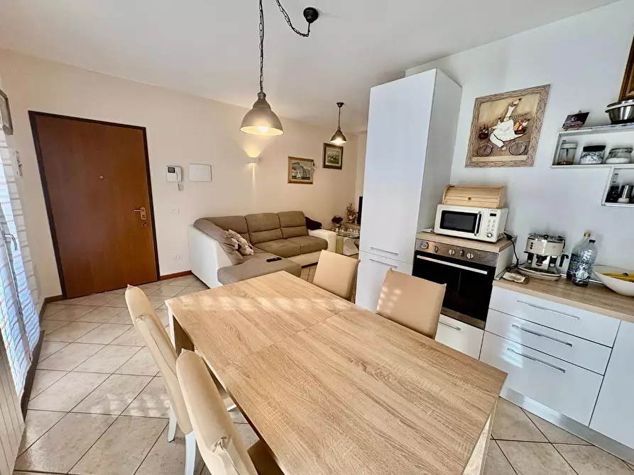 Immagine 7 di Appartamento in vendita  a Castelfiorentino