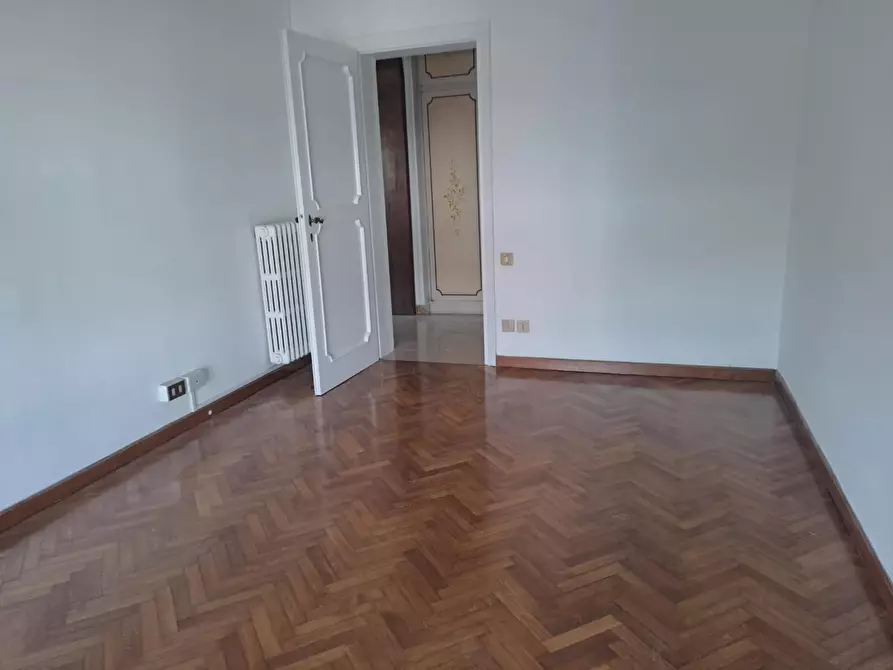 Immagine 14 di Appartamento in affitto  a Pisa