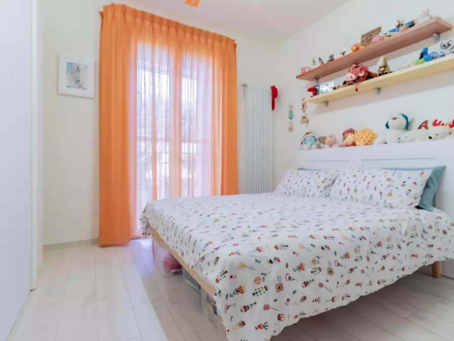 Immagine 14 di Villa in vendita  a Cascina
