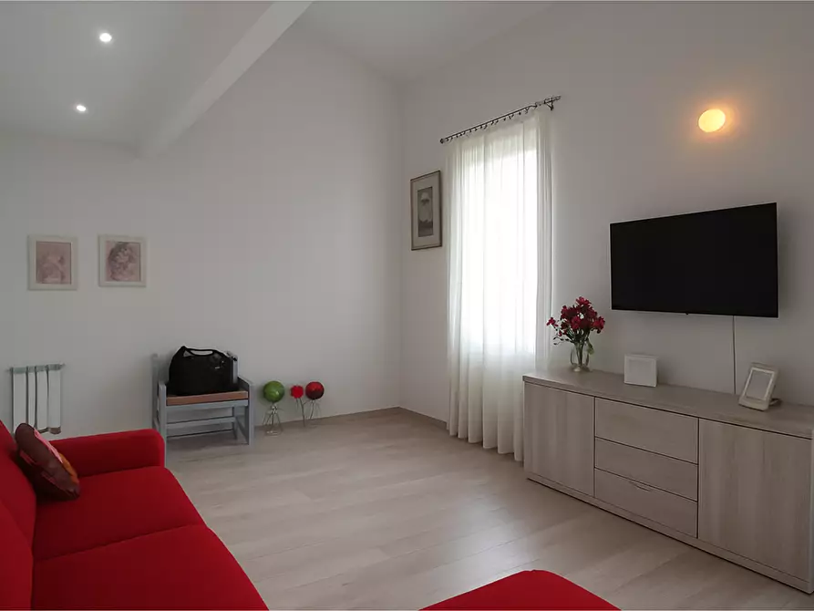 Immagine 2 di Appartamento in vendita  a Firenze