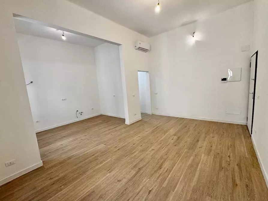 Immagine 2 di Appartamento in vendita  a Pisa