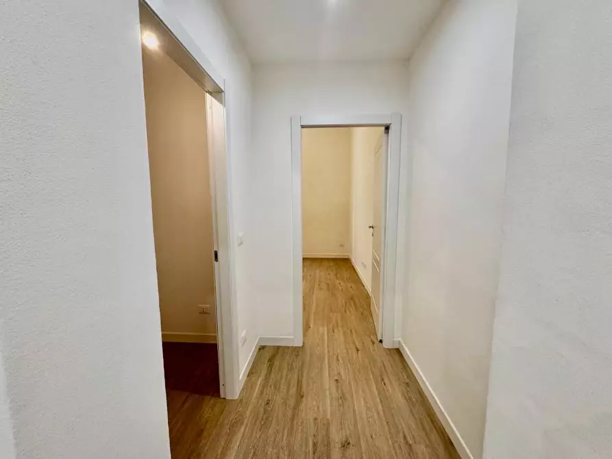 Immagine 21 di Appartamento in vendita  a Pisa