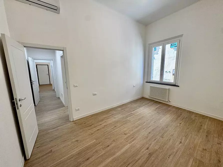 Immagine 9 di Appartamento in vendita  a Pisa