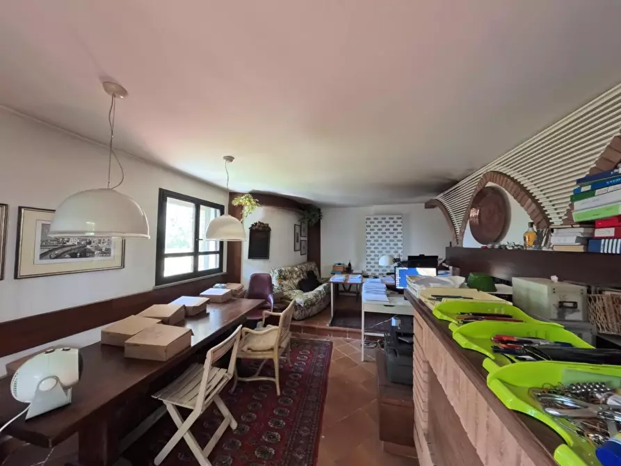 Immagine 2 di Casa semindipendente in vendita  a Pontedera
